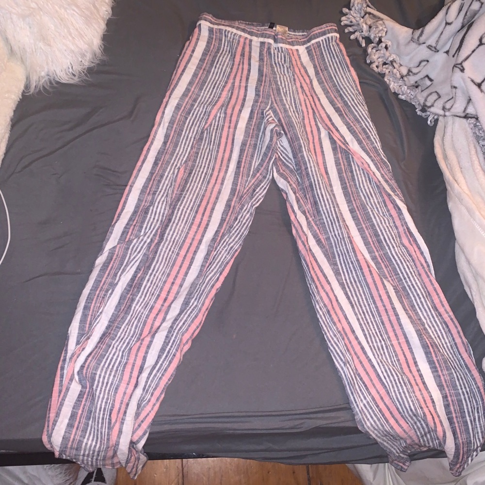 Stripped bottoms